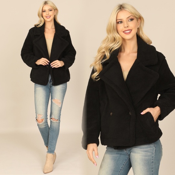 Warm and cozy teddy short style coat with pockets in black - Picture 3 of 11